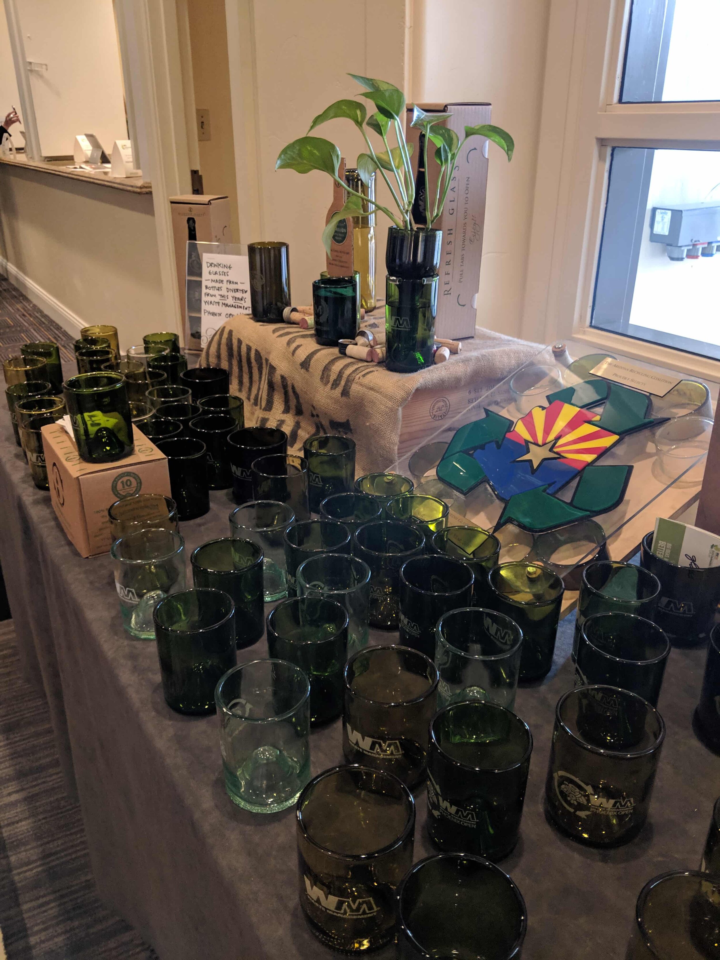 Recycling 101, 5 Easy Things Everyone Needs to Know about Recycling from www.goingzerowaste.mom #recycling #recyclables #zerowaste #howtorecycle