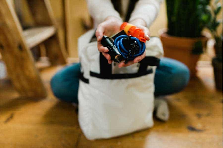 How to Build an Eco-Friendly Emergency Kit