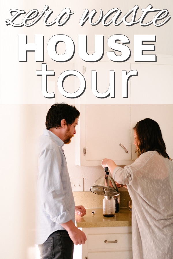 Zero Waste House Tour from www.goingzerowaste.mom #zerowaste #sustainableliving #gogreen #ecofriendly #hometour #home #engagementphotos 
