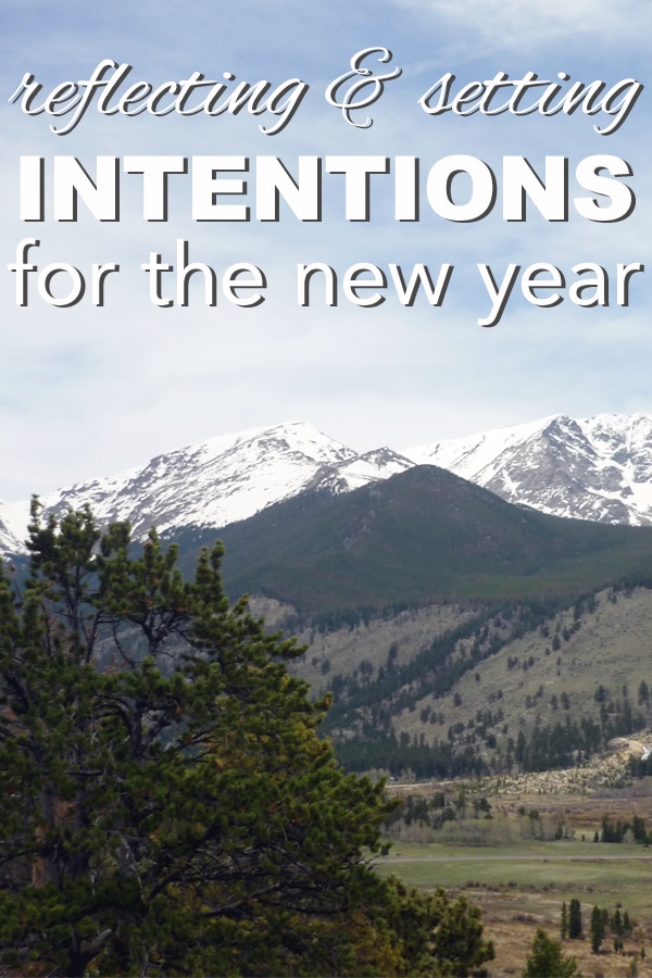 reflecting and setting intentions for the new year from www.goingzerowaste.mom